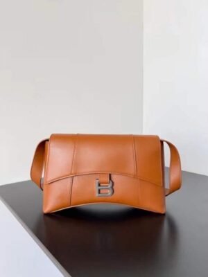 Balenciaga Downtown leather shoulder bag BGDC0044