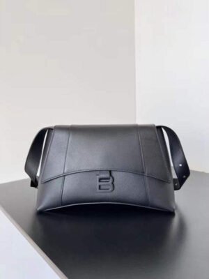 Balenciaga Downtown leather shoulder bag BGDC0052
