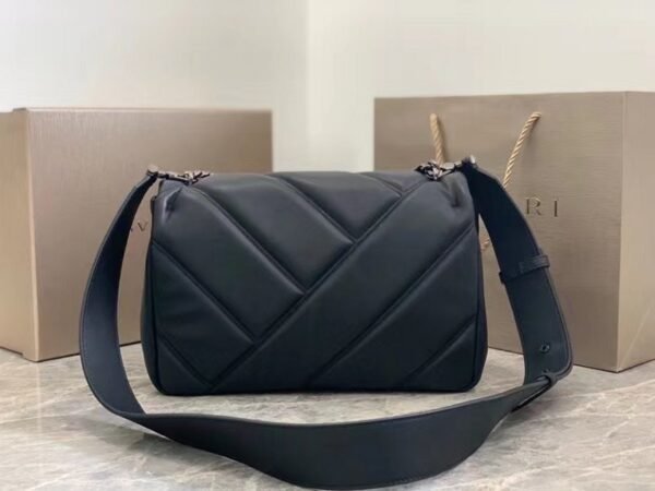Black Serpenti Cabocho Shoulder Bag BVGR00337