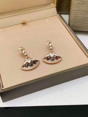 Bvlgari_Rose_De_Noel_Earrings_JWL00256_2.jpg