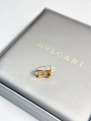 Bvlgari_Snake_Earrings_JWL00232_2.jpg