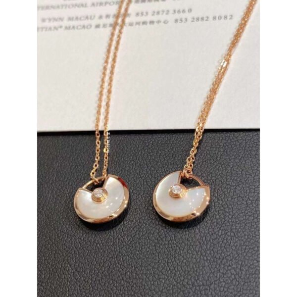 Classic Amulet Necklace JWL01164