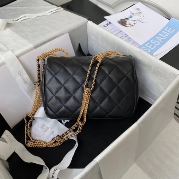 Black Flap Bag BCH00772