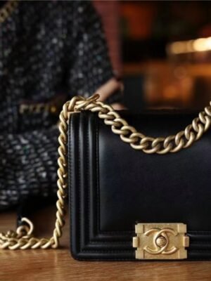 Chanel-Black-Mini-Le-Boy-Bag-BCH00748-2.jpg