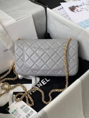 Chanel-Blue-Flap-Bag-BCH00760-2.jpg