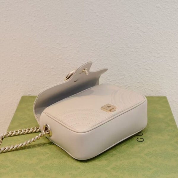 Gucci GG Marmont Fang Hand Bag BG0525240